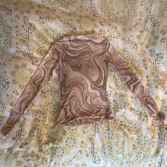 Brown swirl mesh long sleeve - Picture 2 of 5